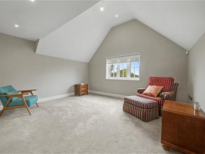 Property image 9 of home to buy in Ridgehill Rise, Shenley